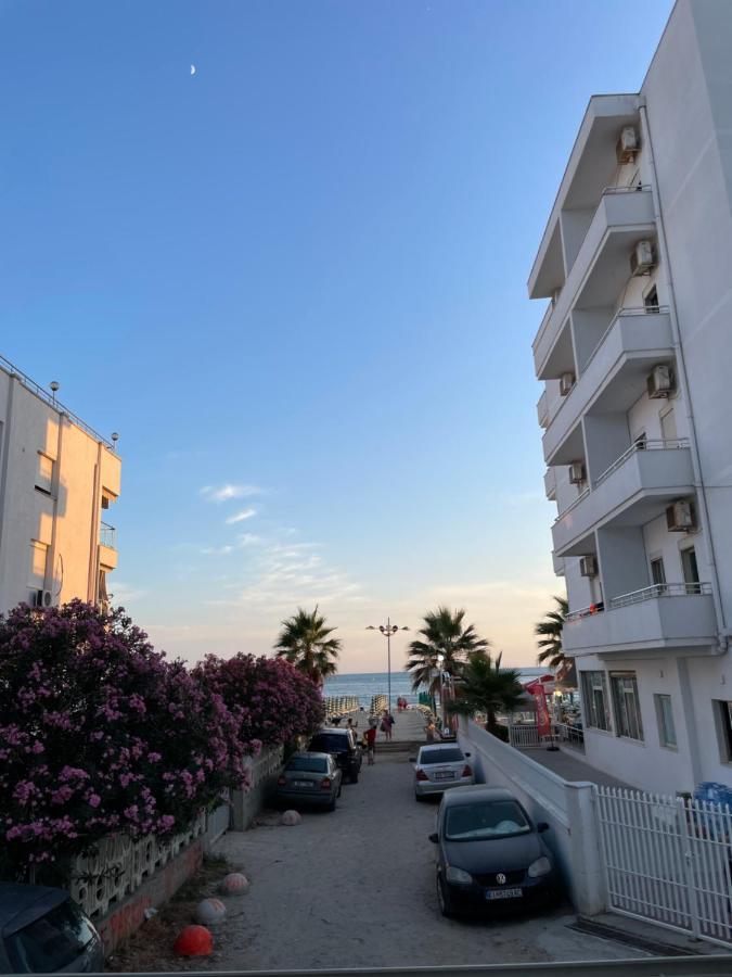 Flor’s Villas Durrës Exterior foto
