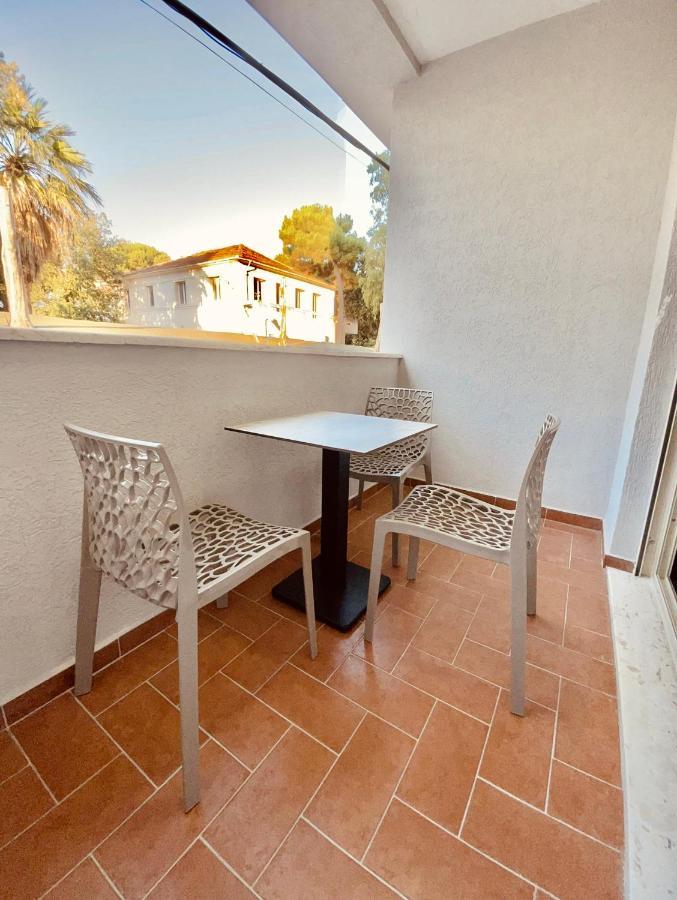 Flor’s Villas Durrës Exterior foto