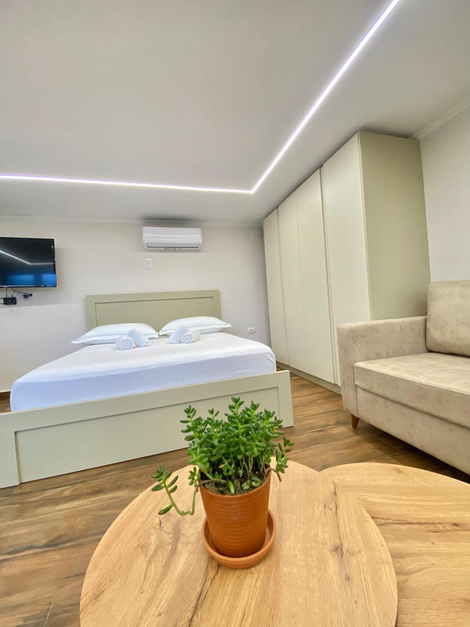 Flor’s Villas Durrës Exterior foto